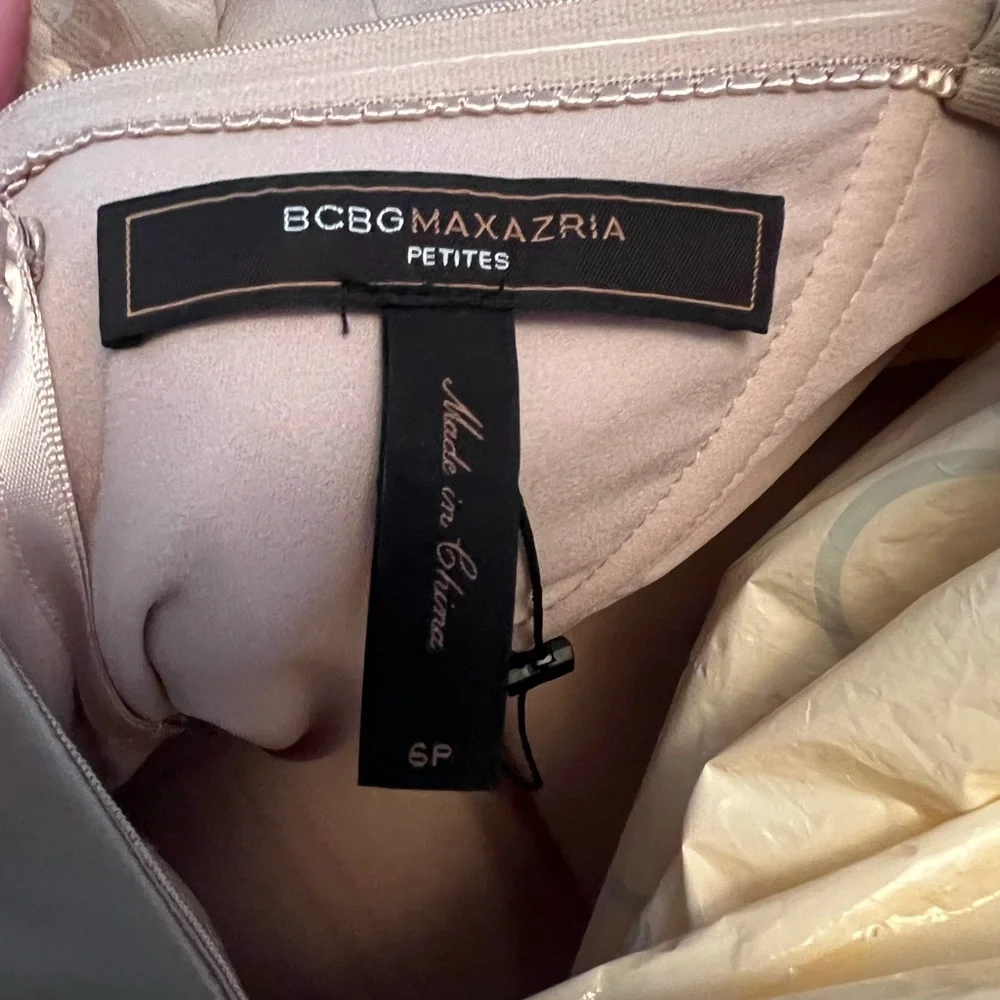 BCBG strapless gold short dress- size 6p- worn once - Picture 5 of 5